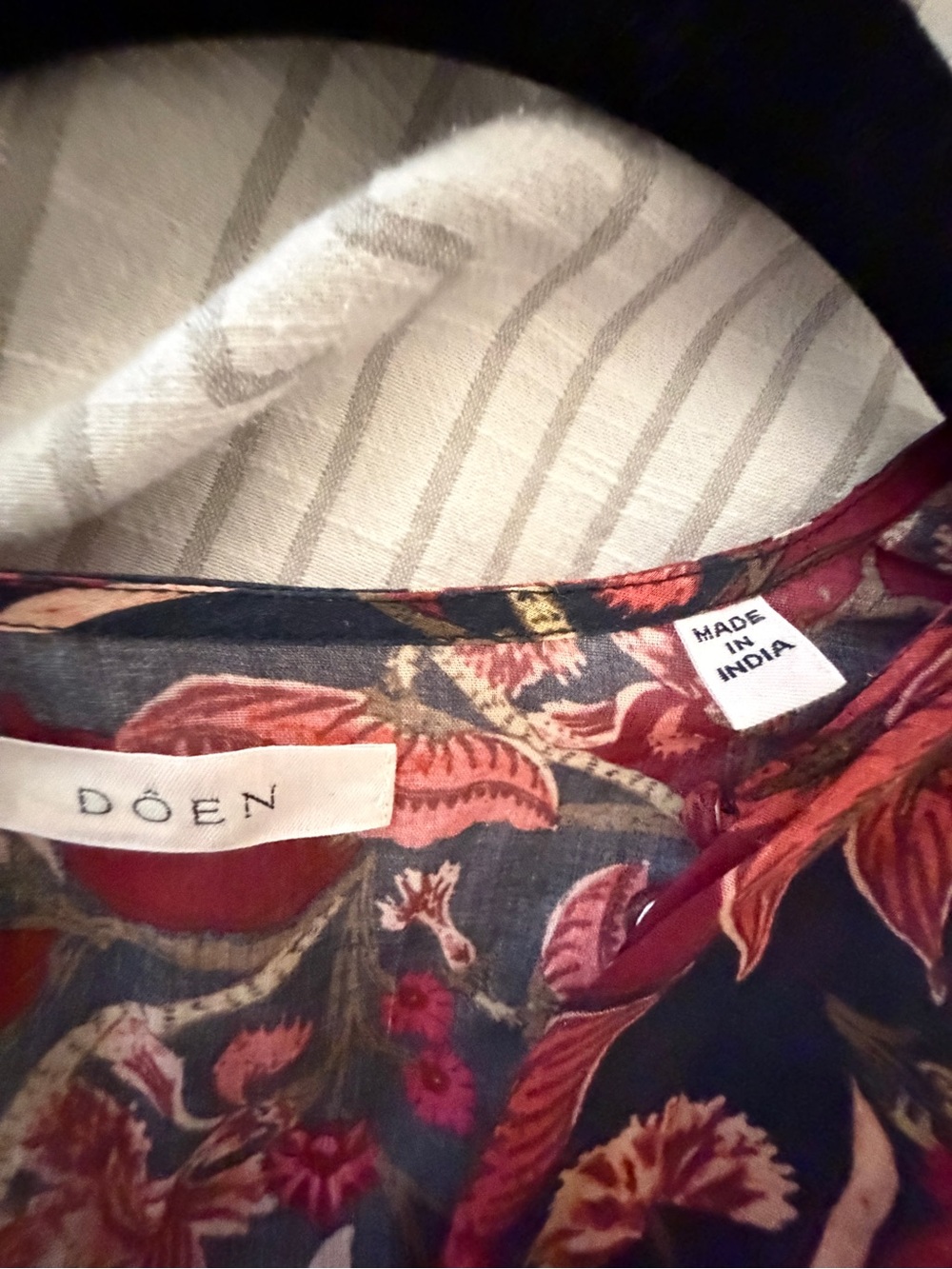 Doen Rust and Black Floral Tie-Front Maxi Dress - Picture 4 of 10